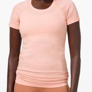 Lululemon Swiftly Tech Short Sleeve Shirt 2.0 Size 14 Pink